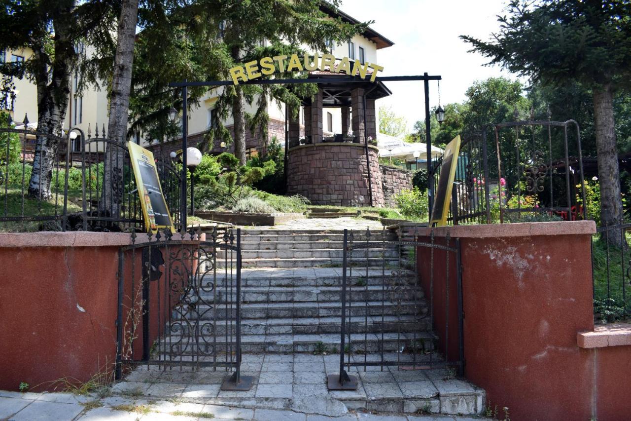 Hotel Jeravna Bankya Exterior photo
